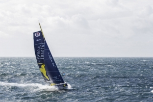 Calentado velas para la Vendée Globe 2016