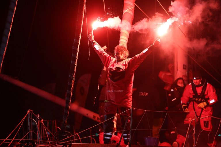 Yannick Bestaven el ganador de la Vendée Globe 2021!
