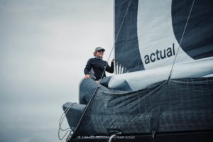 Alex Pella participa en el desafío Finistère Atlantique a bordo del “Actual Ultim 3”