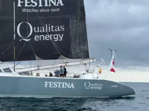 Arranca «La Vuelta a España» del Maxicat Victoria de Alex Pella